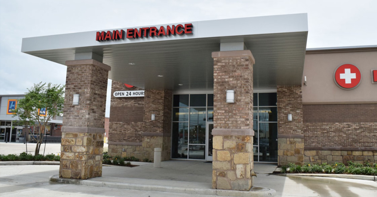 Neighbors Emergency Center | Aluminum Canopy Atlas | Institutional Industry