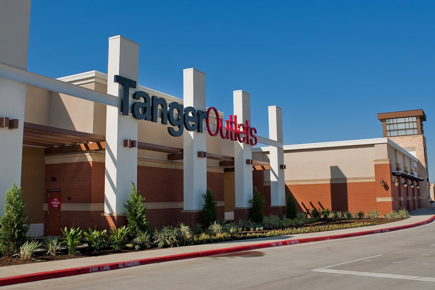Tanger Outlet Mall - Fort Worth